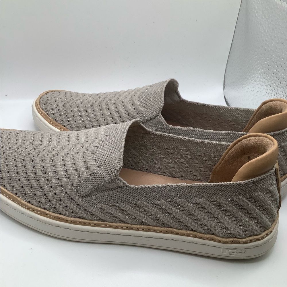 Shoes - Picture 3 of 3